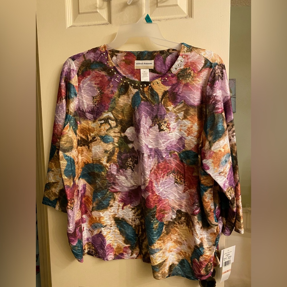 Women’s Size 2X blouse